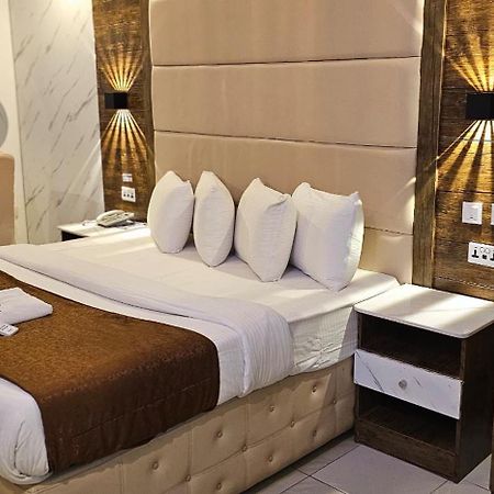 Presken Hotels Ikoyi Lagos Kültér fotó